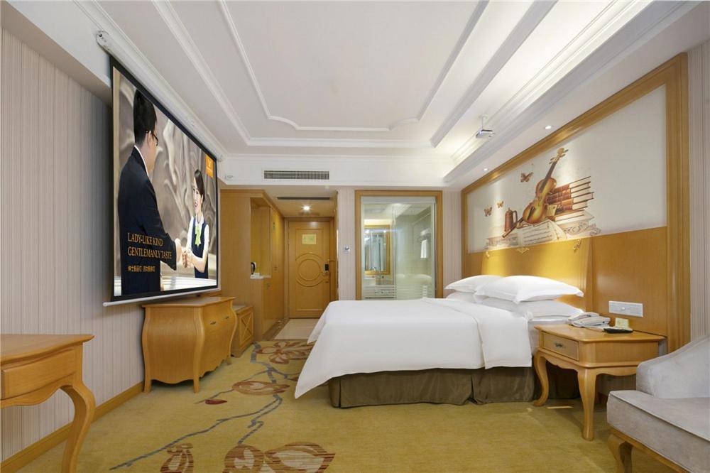 Vienna Hotel Zhengzhou Zhongyuan Futa Dış mekan fotoğraf
