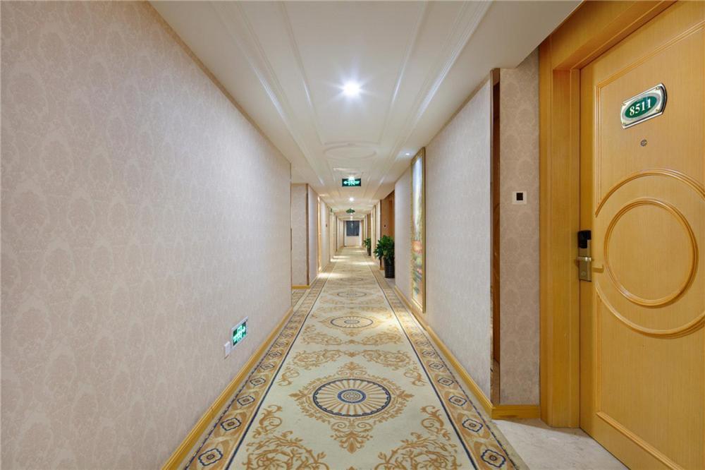 Vienna Hotel Zhengzhou Zhongyuan Futa Dış mekan fotoğraf