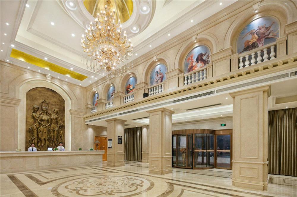 Vienna Hotel Zhengzhou Zhongyuan Futa Dış mekan fotoğraf