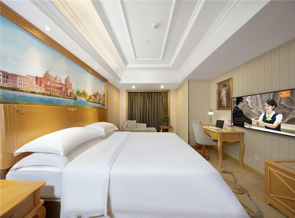 Vienna Hotel Zhengzhou Zhongyuan Futa Dış mekan fotoğraf